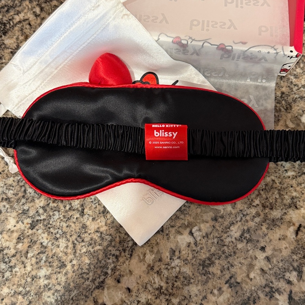 Blissy Hello Kitty Sleep Mask with Red Bow - Picture 8 of 11